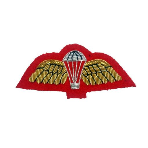 Picture of Mess Dress - Qualification Badge - Para Wing - Gold on Scarlet